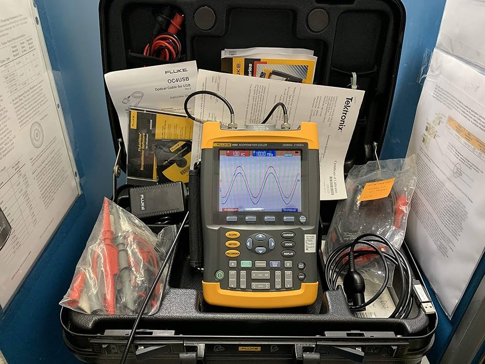 Fluke TDS2024C Digital Oscilloscope